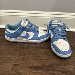 UNC Nike Dunks Size 9.5